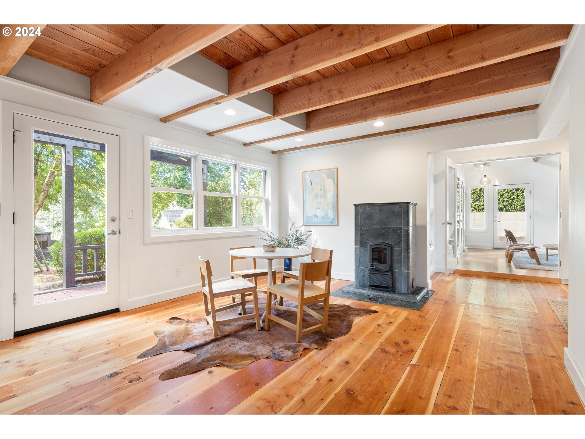 3818 Southwest Spring Garden Street Portland, OR 97219 - Photo 5 of 47 Gallery Image 5