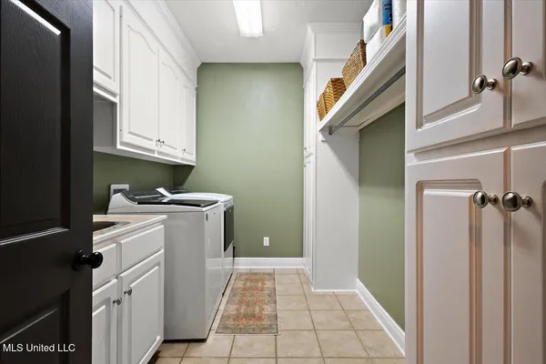 $355,000 | 108 Beaver Bend, Canton, MS 39046