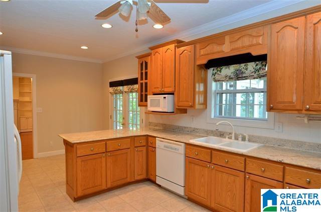 131 Hickory Ridge Drive Gadsden, AL 35905 - Photo 8 of 42