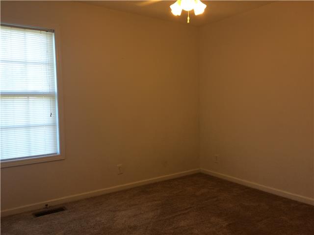 2884 Riley Creek Road Normandy, TN 37360 - Photo 10 of 15 Gallery Image 10
