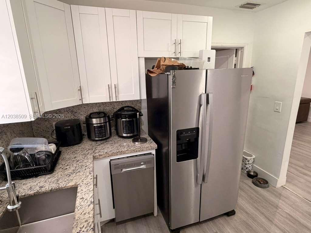 2920 Southwest 15th Street Miami, FL 33145 - Photo 2 of 21