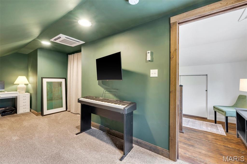 7012 South Rock Hill Road St. Louis, MO 63123 - Photo 39 of 54