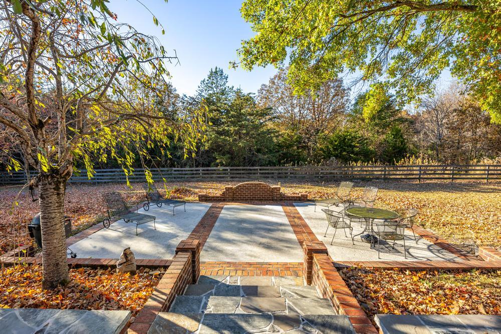 345 Morgan Road Charleston, TN 37310 - Photo 12 of 69 Back patio 2