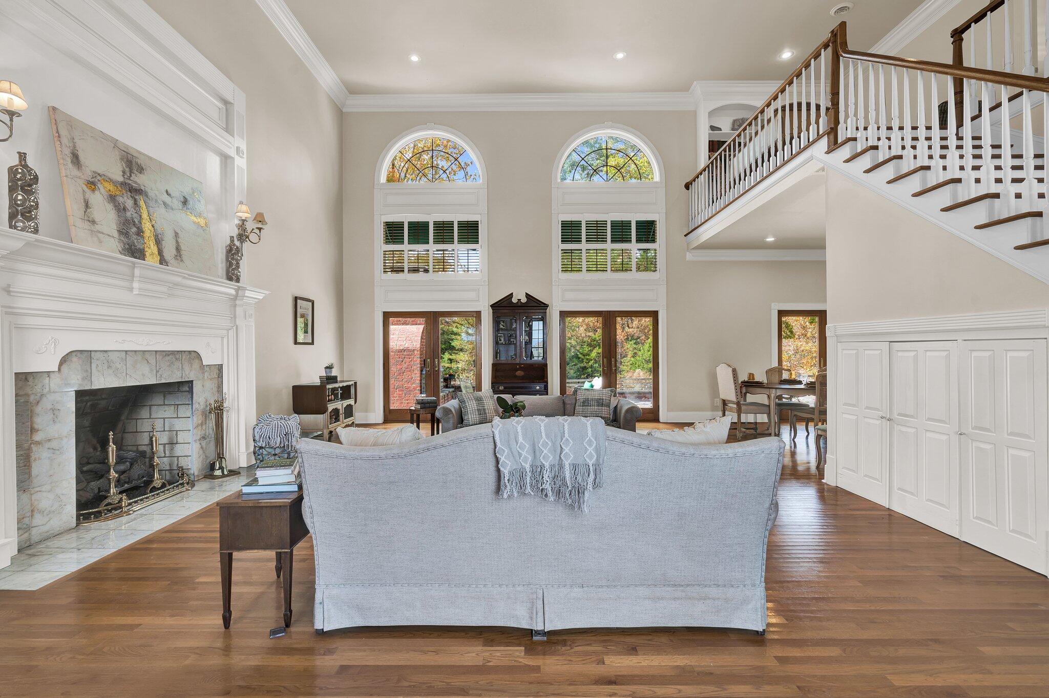 345 Morgan Road Charleston, TN 37310 - Photo 19 of 69 Two-story great room