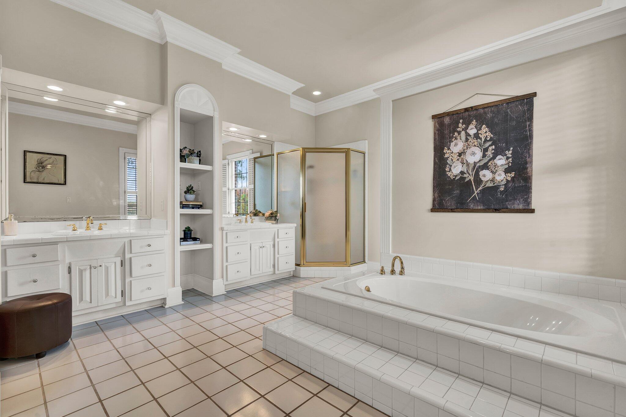 345 Morgan Road Charleston, TN 37310 - Photo 36 of 69 Two vanities