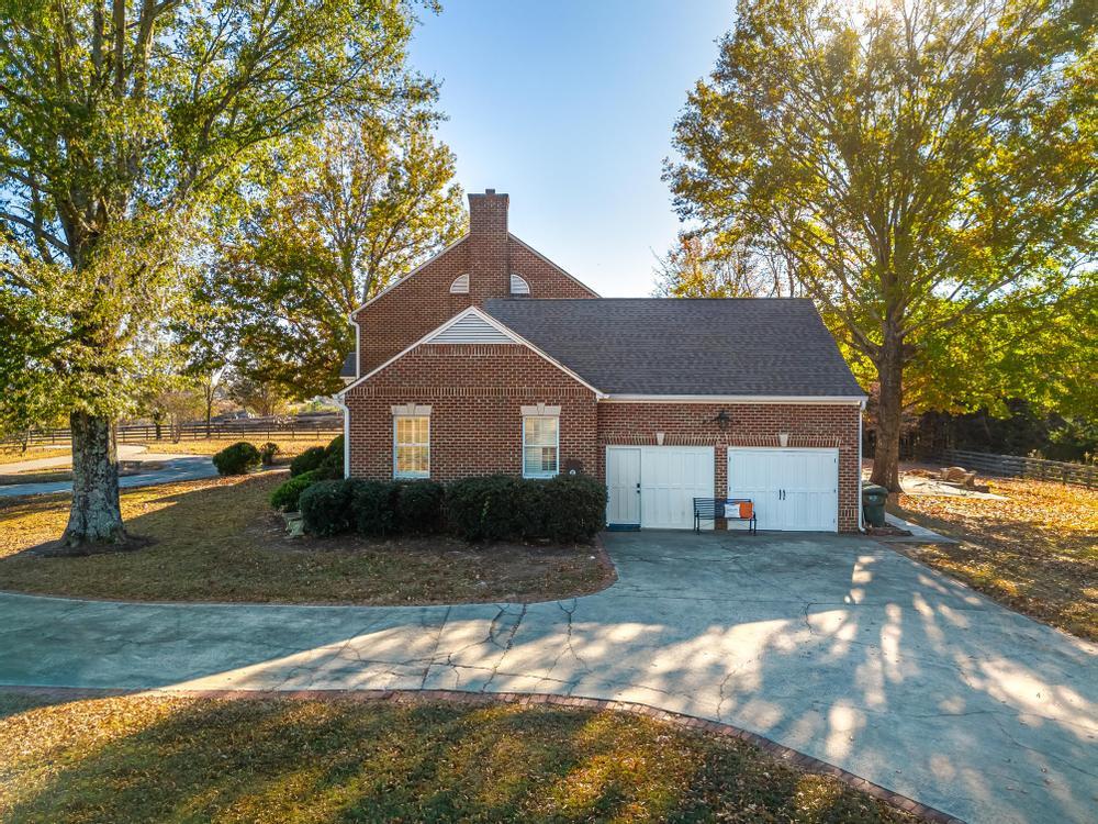 345 Morgan Road Charleston, TN 37310 - Photo 6 of 69 Side view