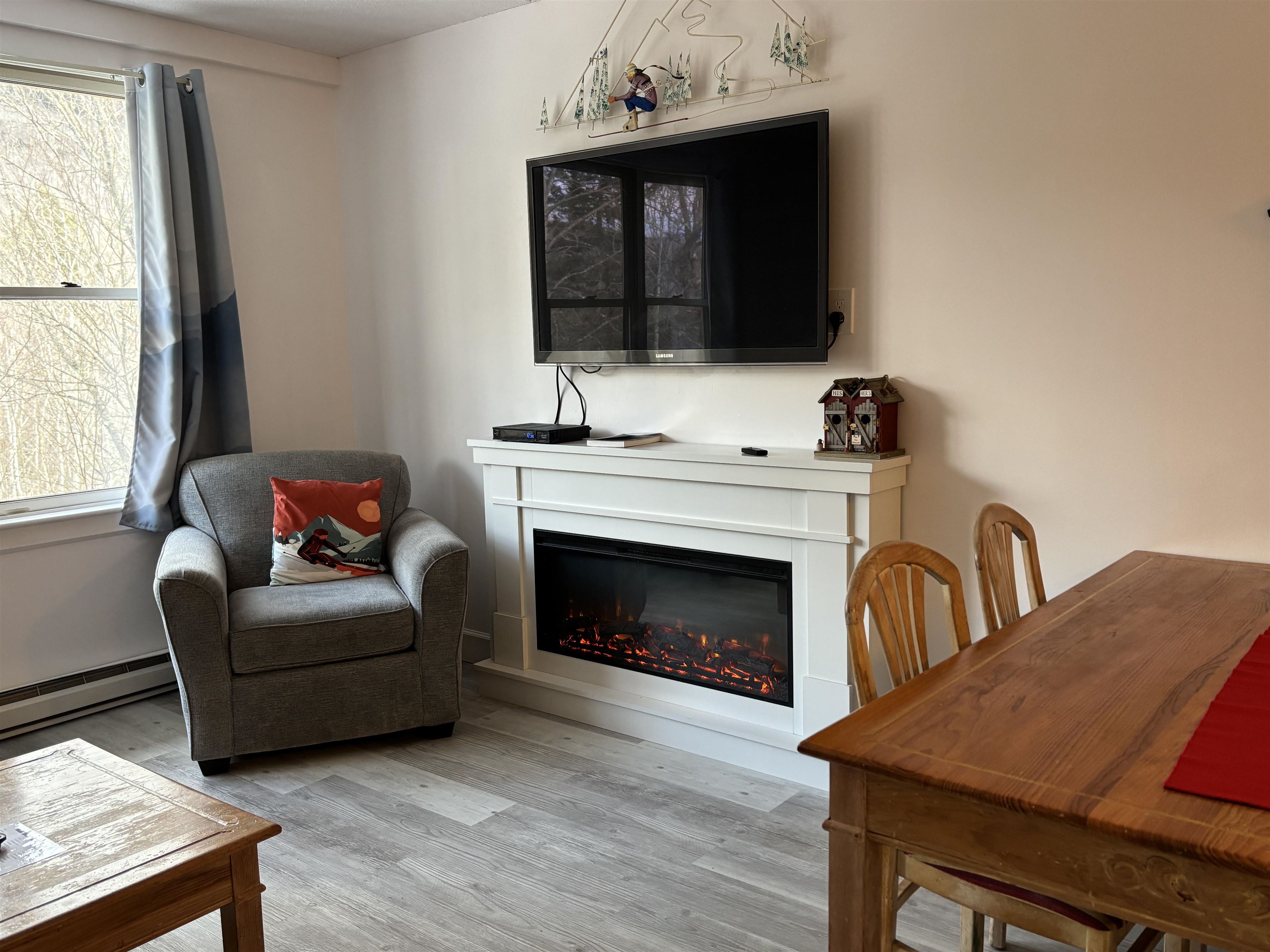 28 Packard's Road, Unit 406 Waterville Valley, NH 03215 - Photo 14 of 41