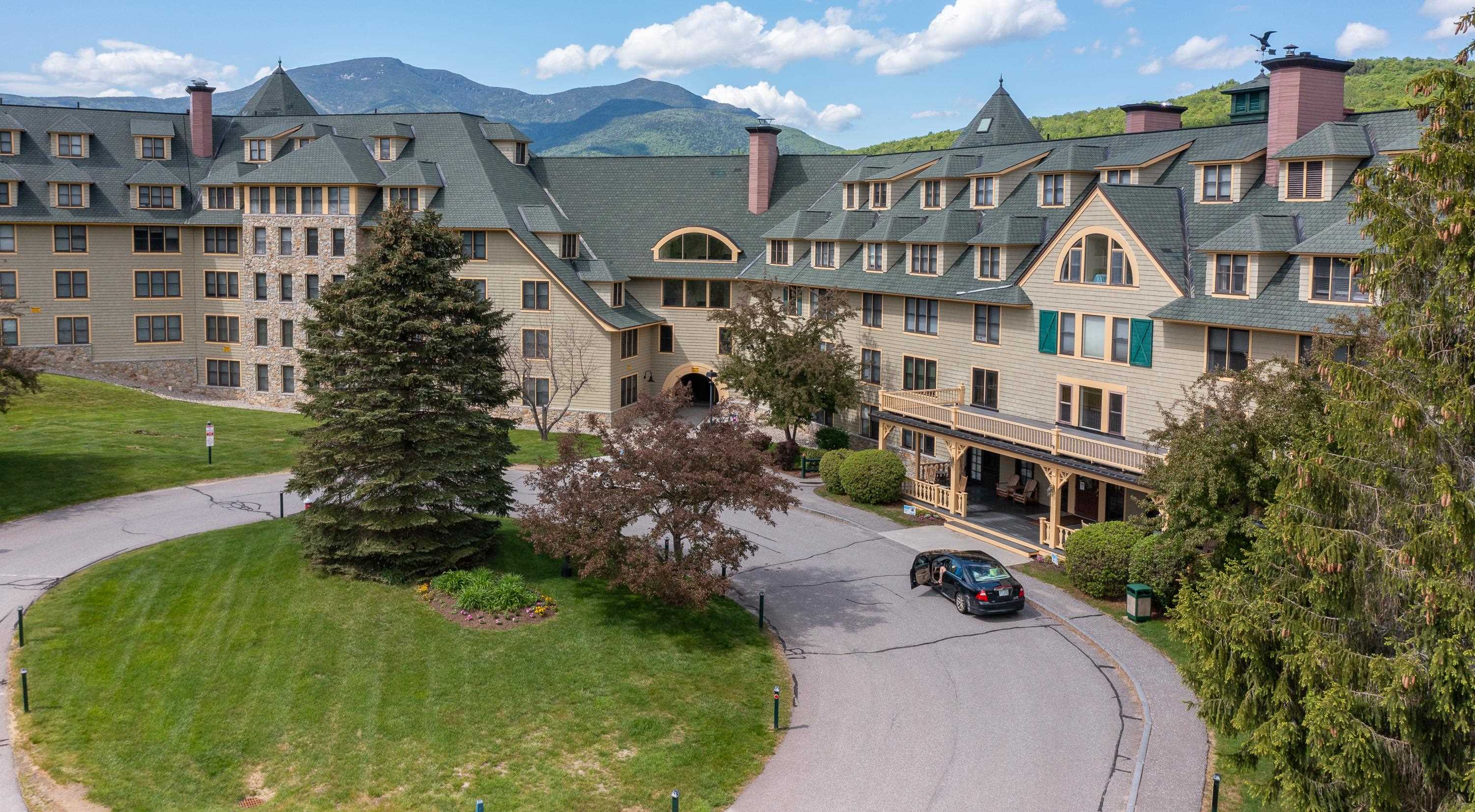 28 Packard's Road, Unit 406 Waterville Valley, NH 03215 - Photo 35 of 41