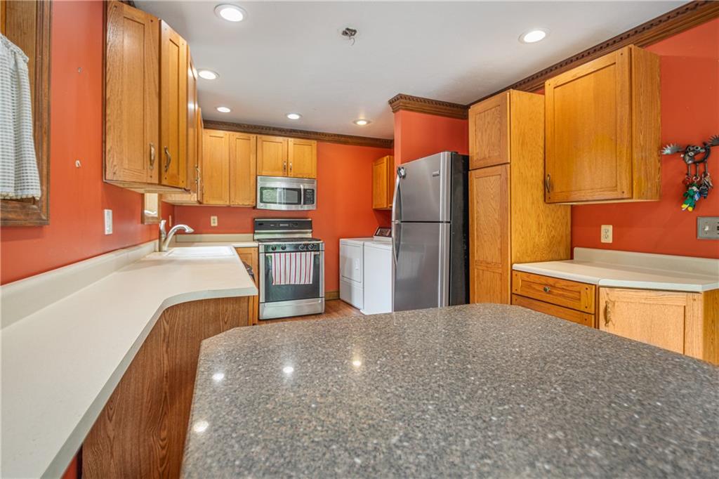 5261 Richland Road Gibsonia, PA 15044 - Photo 11 of 22