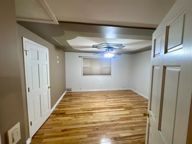 $319,999 | 310 Mills Road, Joliet, IL 60433