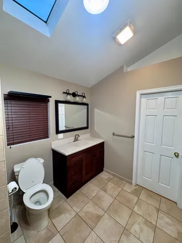 $319,999 | 310 Mills Road, Joliet, IL 60433