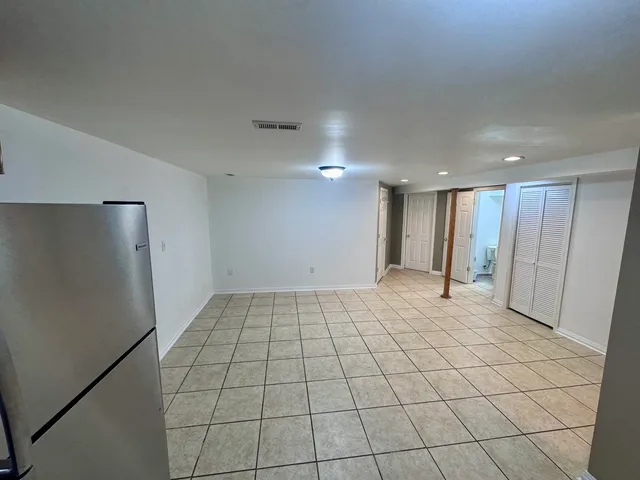 $319,999 | 310 Mills Road, Joliet, IL 60433