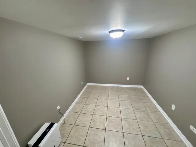 $319,999 | 310 Mills Road, Joliet, IL 60433