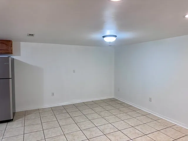 $319,999 | 310 Mills Road, Joliet, IL 60433