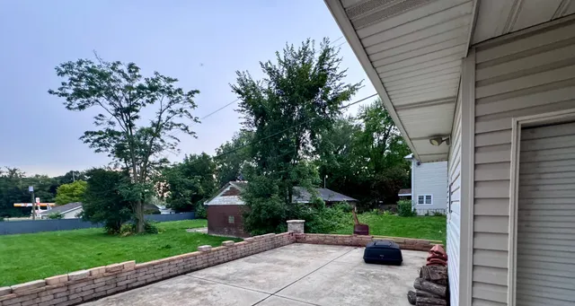 $319,999 | 310 Mills Road, Joliet, IL 60433