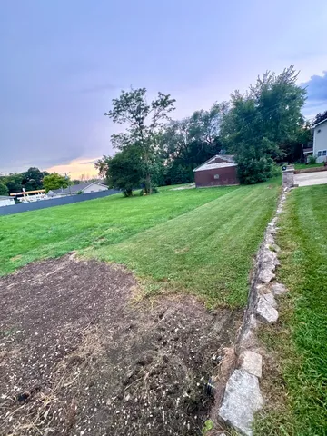 $319,999 | 310 Mills Road, Joliet, IL 60433