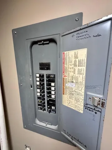 $319,999 | 310 Mills Road, Joliet, IL 60433