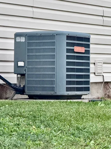 $319,999 | 310 Mills Road, Joliet, IL 60433