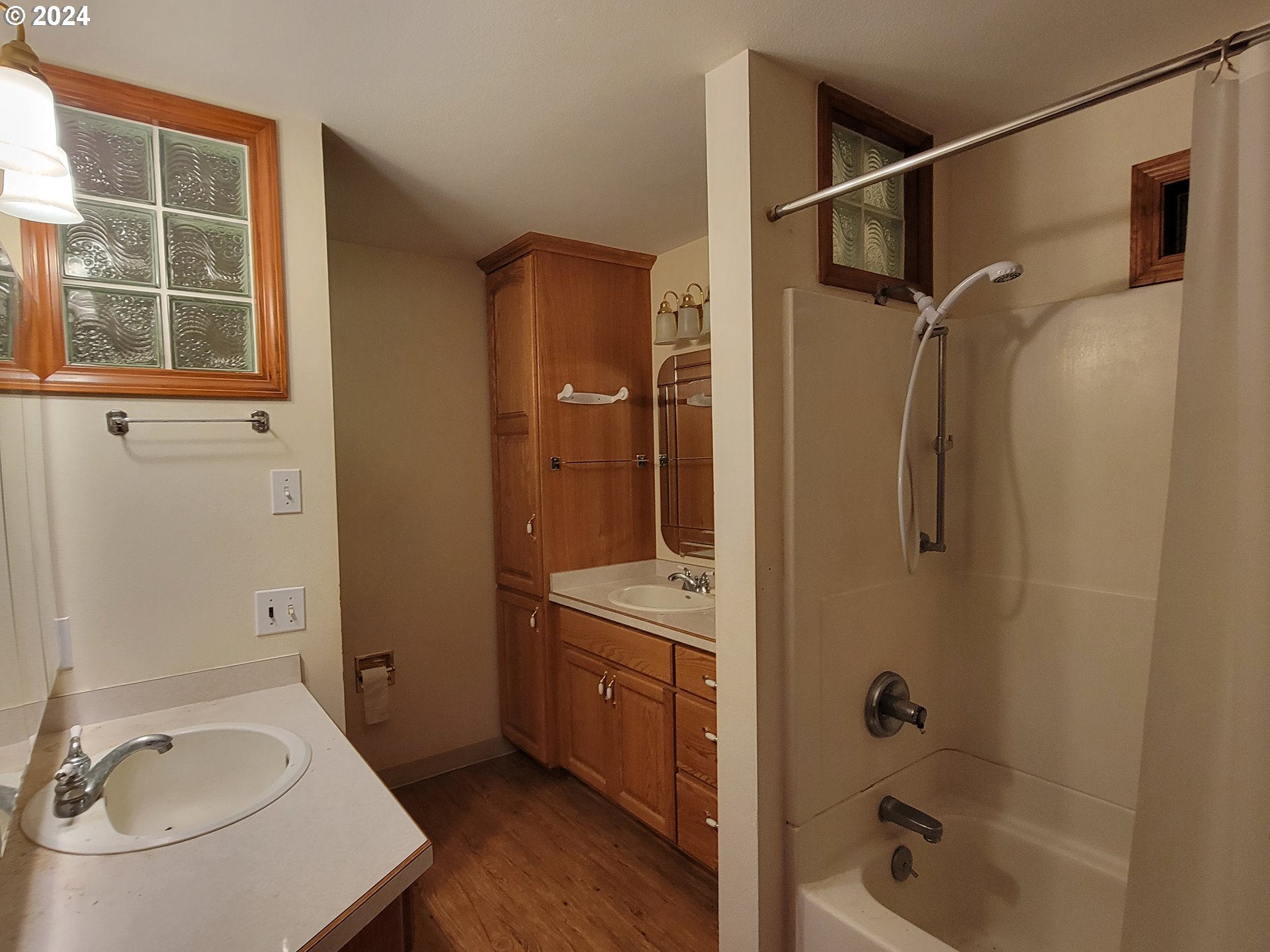 56431 Turley Road Warren, OR 97053 - Photo 19 of 47 Bathroom