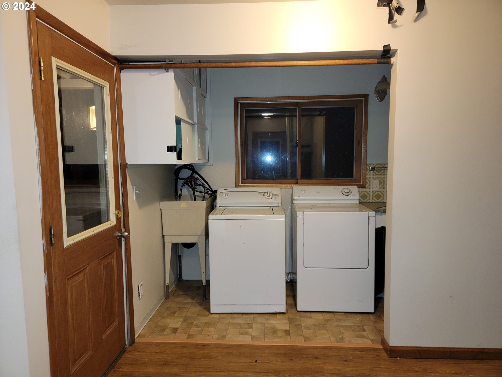 56431 Turley Road Warren, OR 97053 - Photo 22 of 47 Laundry