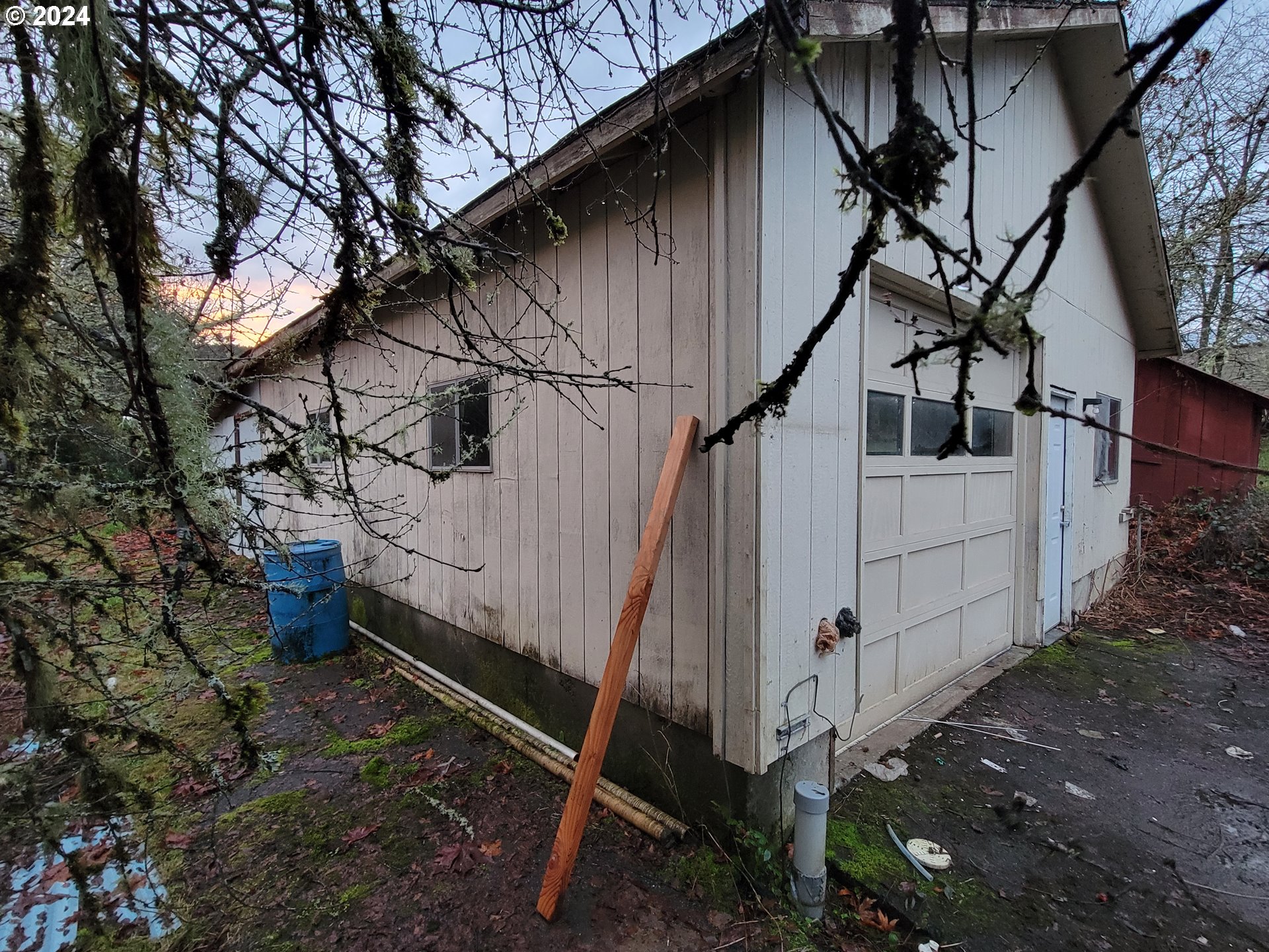 56431 Turley Road Warren, OR 97053 - Photo 30 of 47 Garage