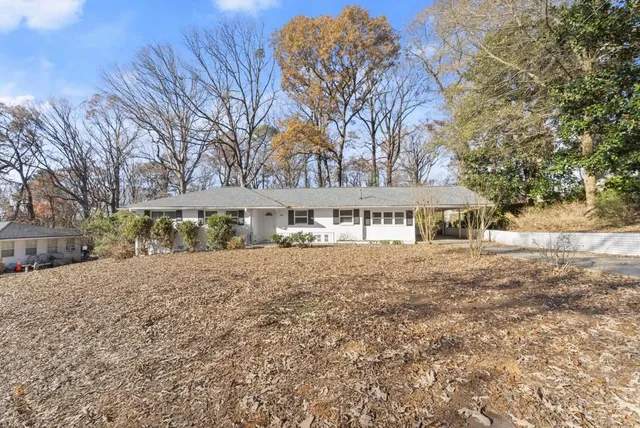 $2,495 | 2352 Elmwood Circle Southeast, Atlanta, GA 30339