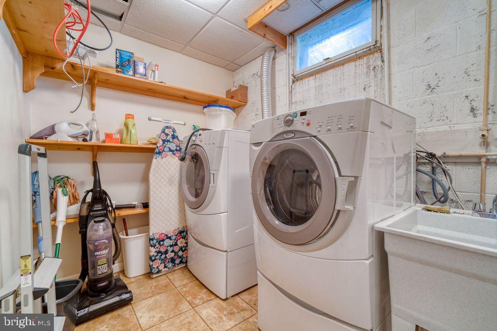 29 Center Road Earleville, MD 21919 - Photo 22 of 41 Washer/ Dryer area in Basement