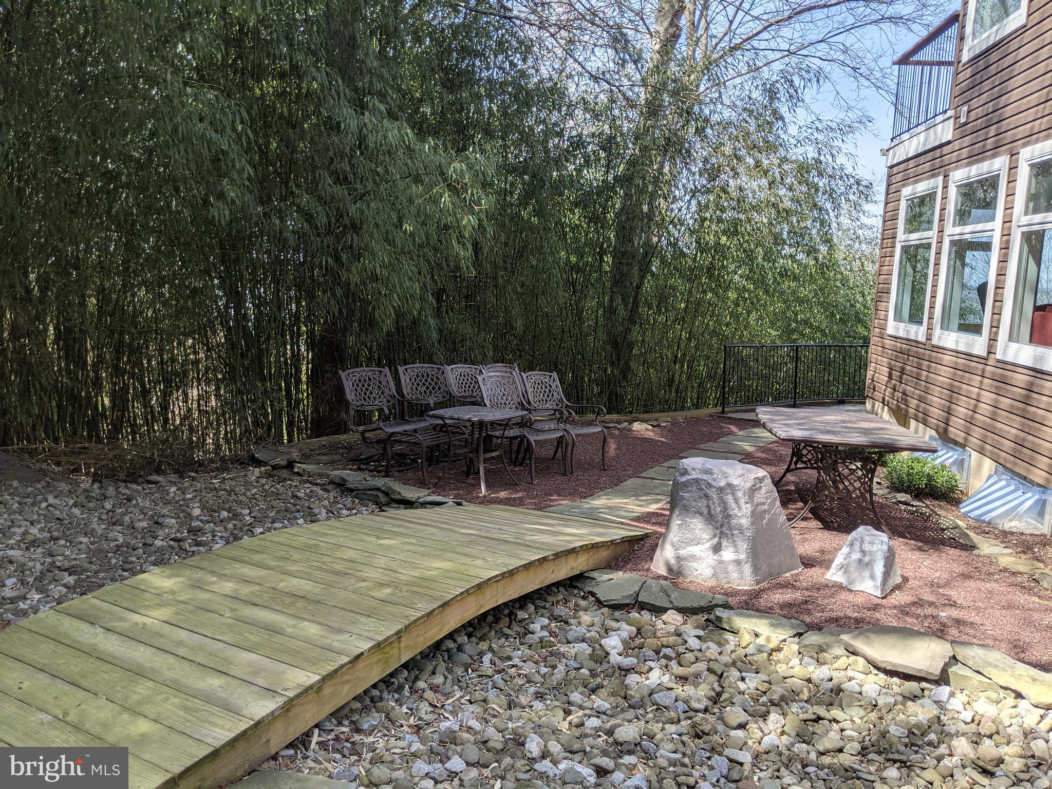 29 Center Road Earleville, MD 21919 - Photo 36 of 41 Walkways throughout house.