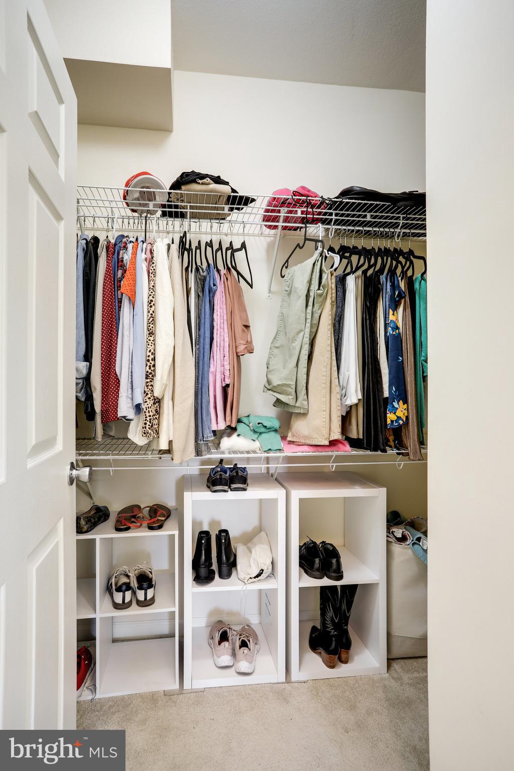 8 Granite Place, Unit 362 Gaithersburg, MD 20878 - Photo 14 of 42 Walk-In Closet