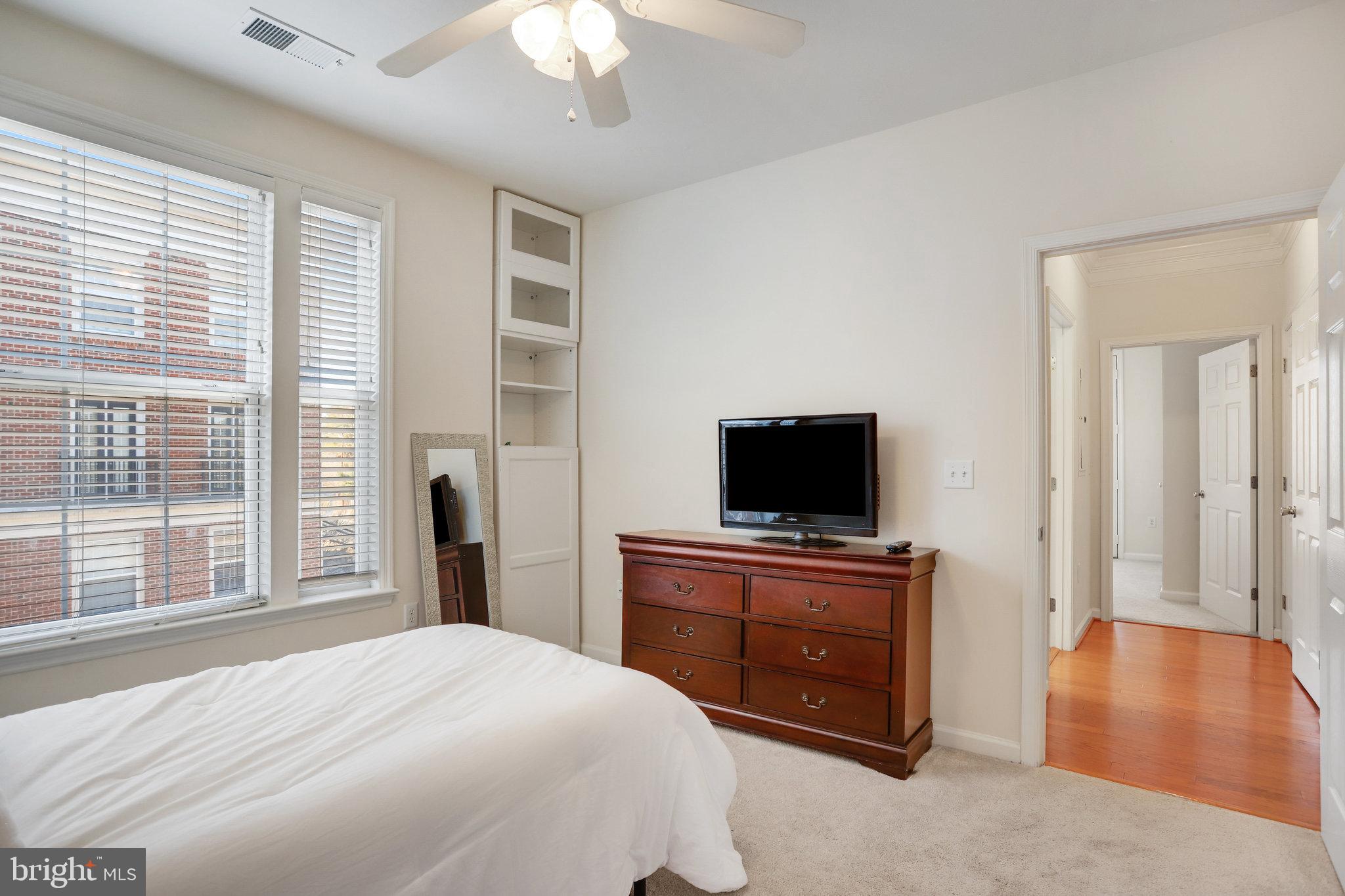 8 Granite Place, Unit 362 Gaithersburg, MD 20878 - Photo 27 of 42 Bedroom