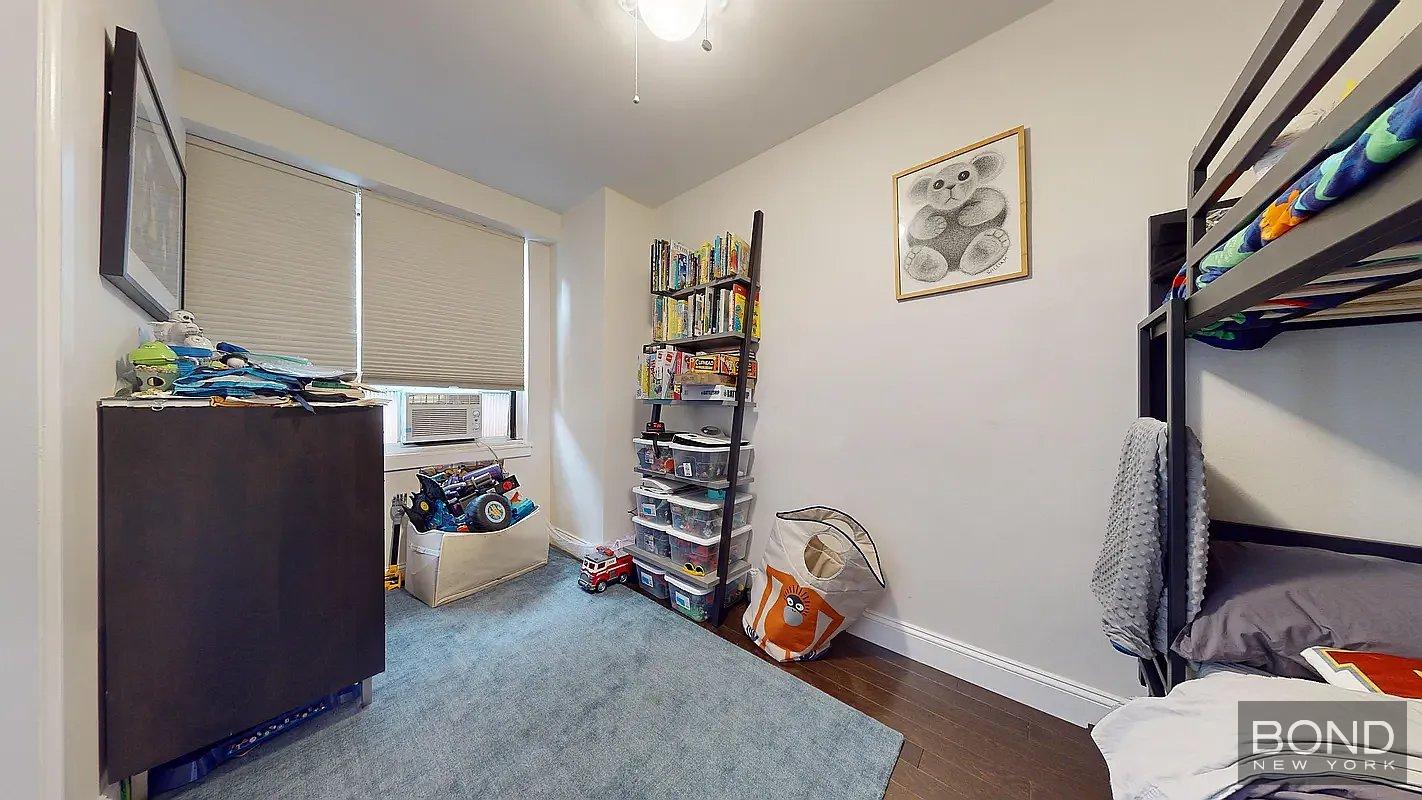 401 East 74th Street, Unit 6E Manhattan, NY 10021 - Photo 10 of 12 Photo 10