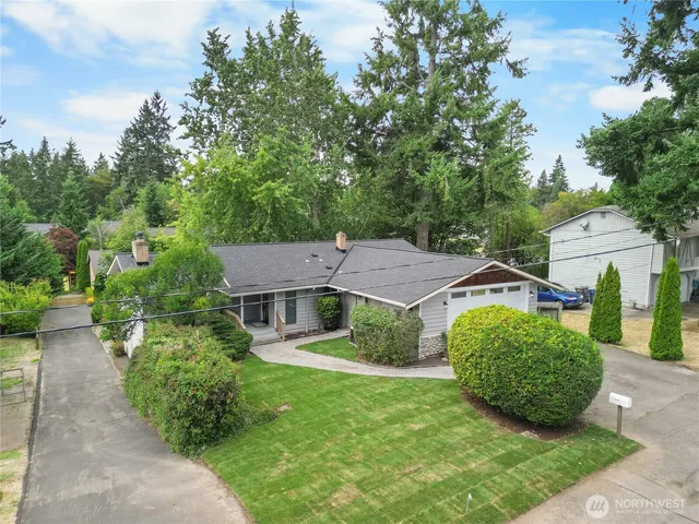 a outdoor view with a sitting space