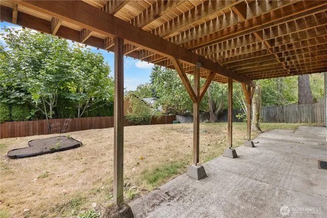 $1,200,000 | 13427 90th Avenue Northeast, Kirkland, WA 98034