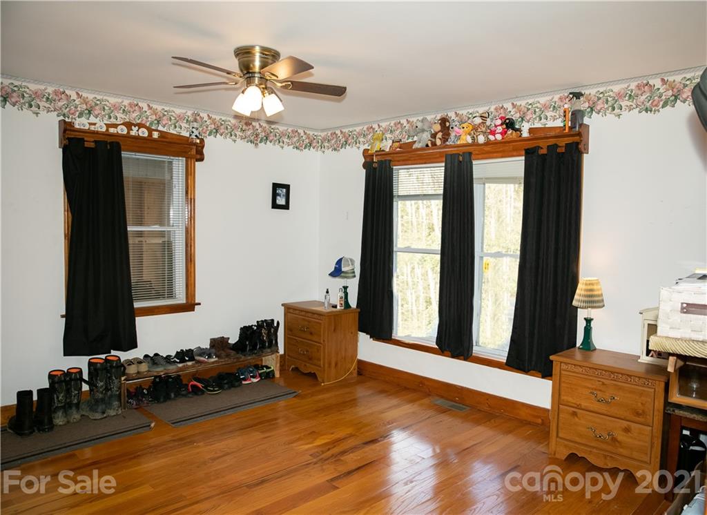 7936 Alarka Road Bryson City, NC 28713 - Photo 15 of 30