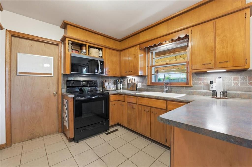 900 Southwest 6th Street Lee's Summit, MO 64081 - Photo 7 of 28