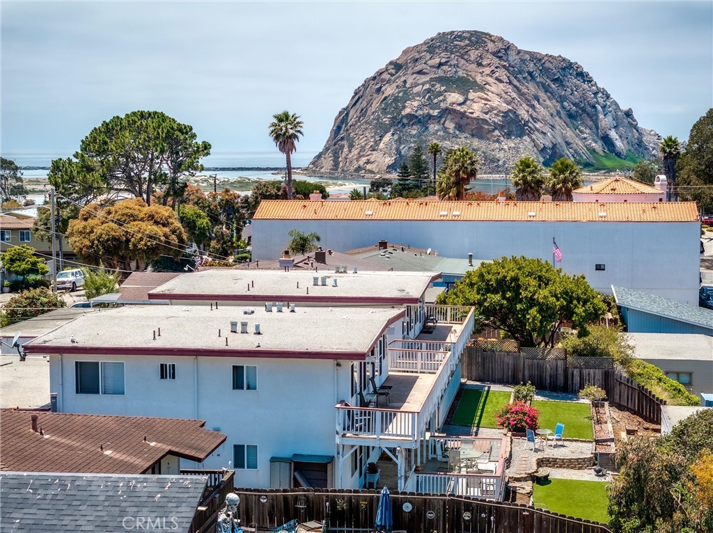 375 Surf Street Morro Bay, CA 93442 - Photo 22 of 25 an aerial view of multiple house
