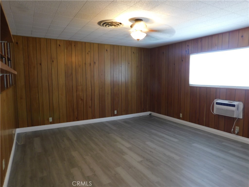 332 West Perdew Avenue Ridgecrest, CA 93555 - Photo 11 of 58 Gallery Image 11