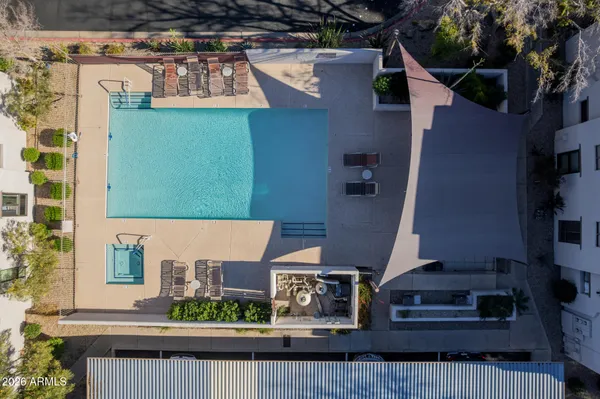 $322,900 | 7300 North Dreamy Draw Drive, Unit 211, Phoenix, AZ 85020