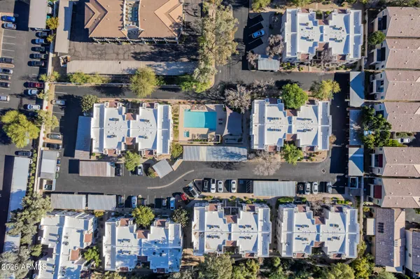 $322,900 | 7300 North Dreamy Draw Drive, Unit 211, Phoenix, AZ 85020