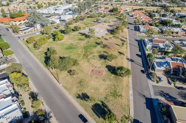 $322,900 | 7300 North Dreamy Draw Drive, Unit 211, Phoenix, AZ 85020