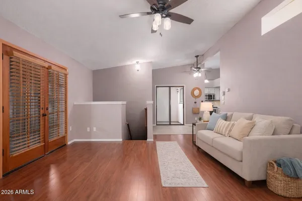 $322,900 | 7300 North Dreamy Draw Drive, Unit 211, Phoenix, AZ 85020