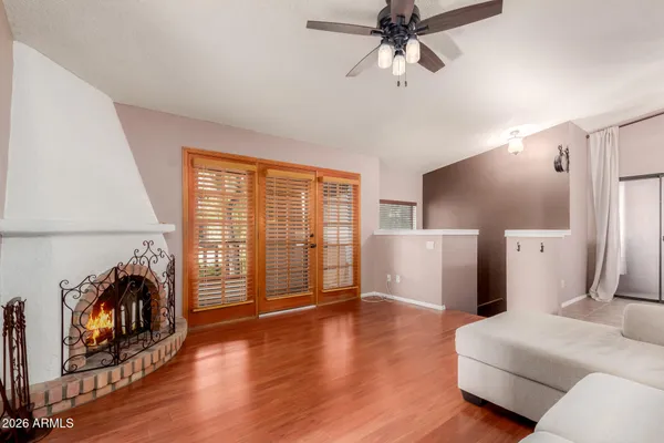 $322,900 | 7300 North Dreamy Draw Drive, Unit 211, Phoenix, AZ 85020