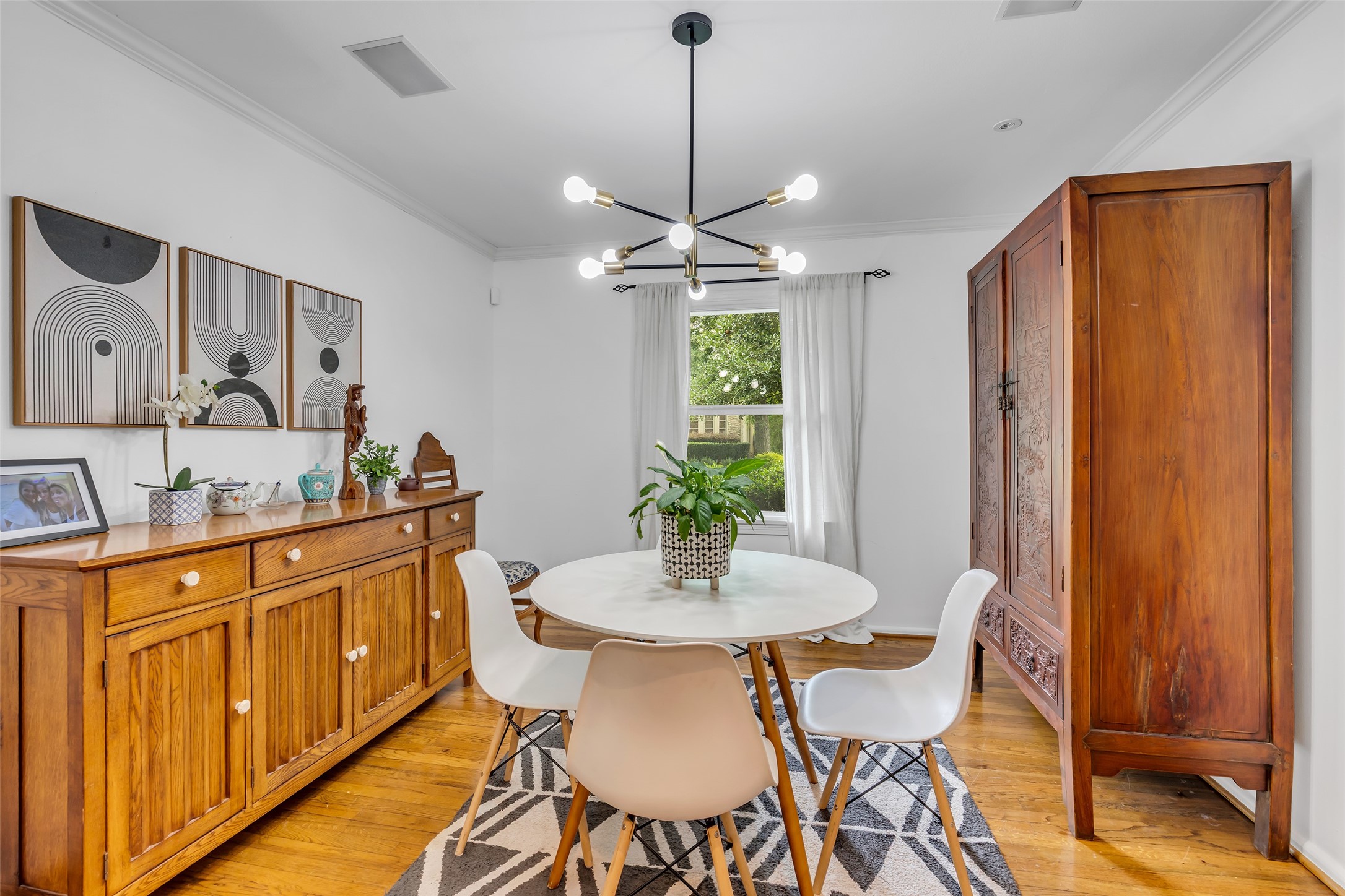 1503 Banks Street Houston, TX 77006 - Photo 14 of 39