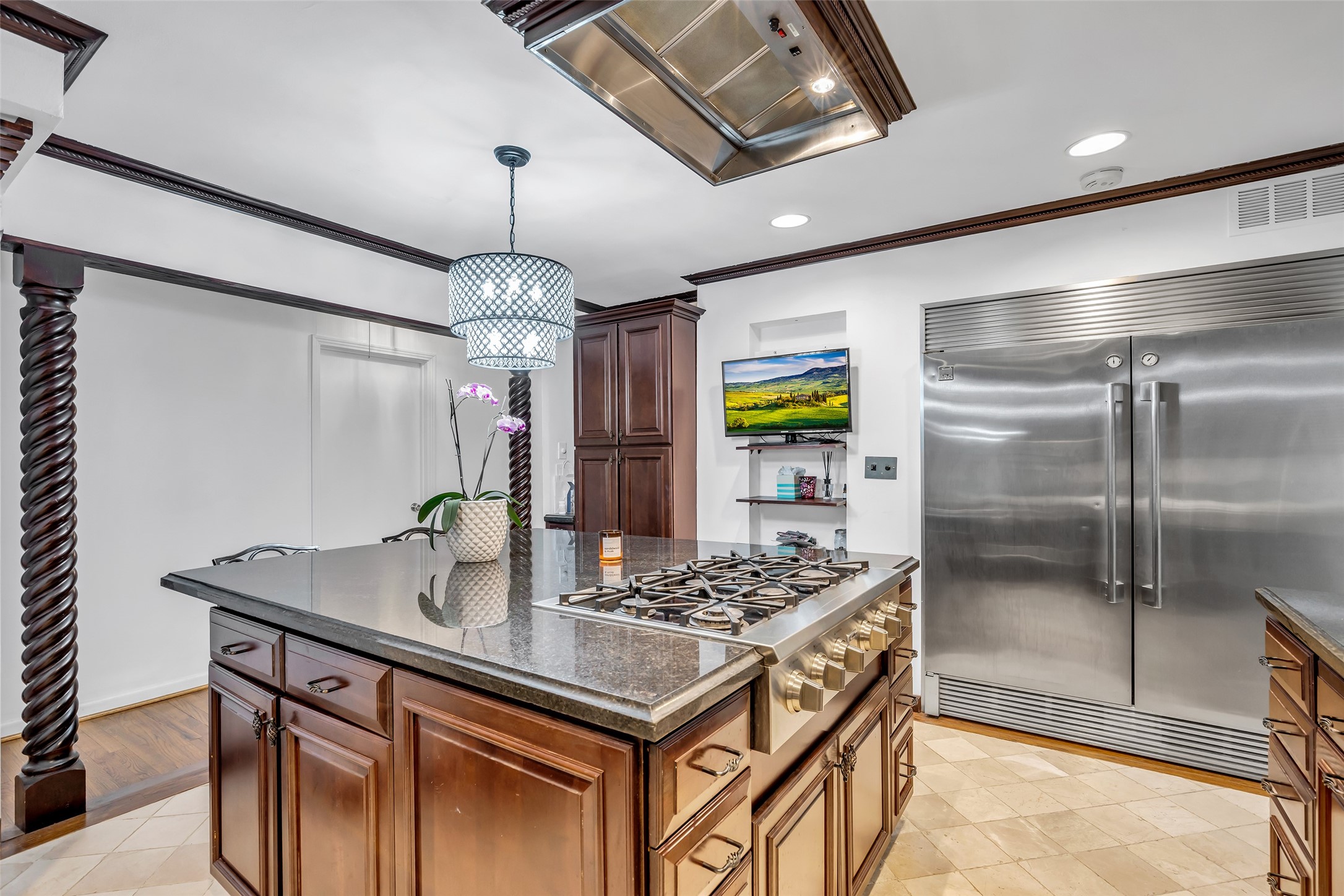 1503 Banks Street Houston, TX 77006 - Photo 20 of 39