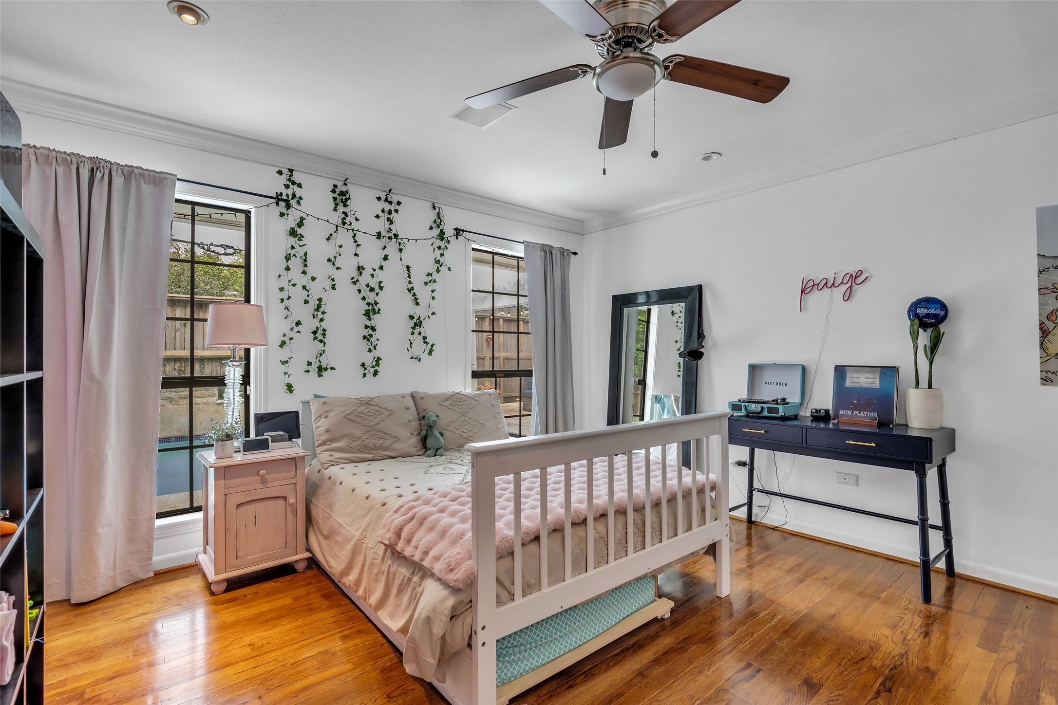 1503 Banks Street Houston, TX 77006 - Photo 25 of 39