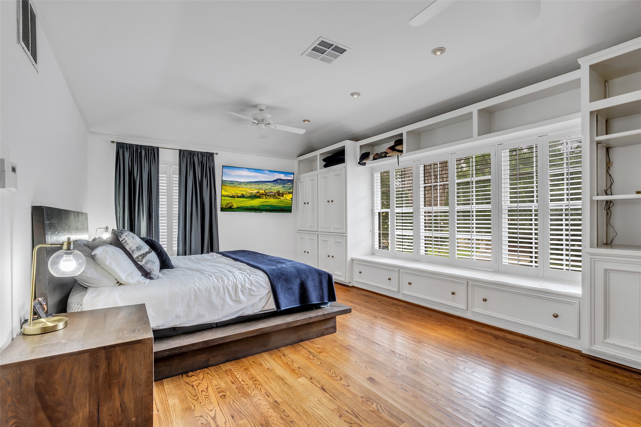 1503 Banks Street Houston, TX 77006 - Photo 34 of 39
