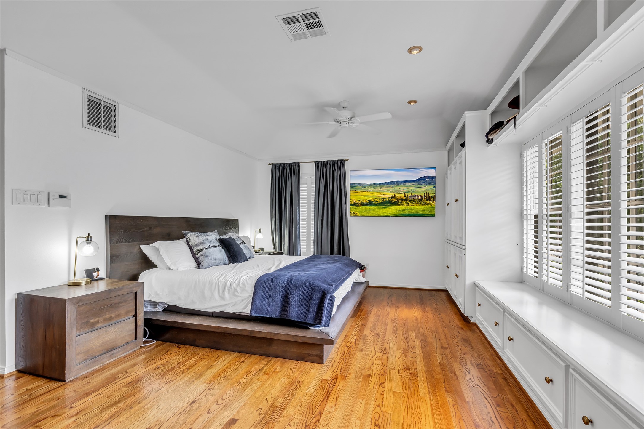 1503 Banks Street Houston, TX 77006 - Photo 35 of 39