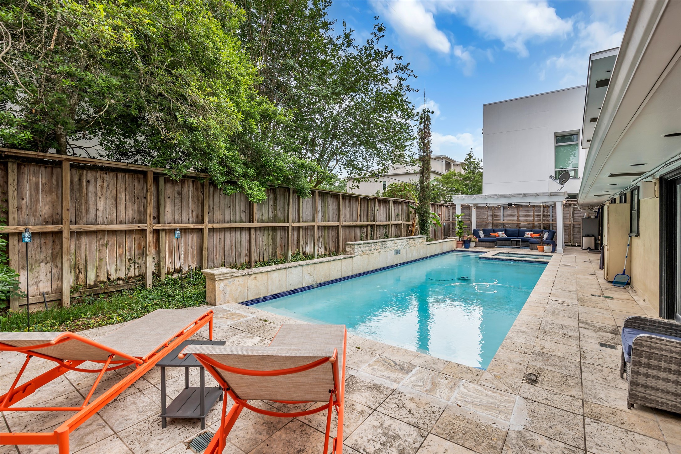 1503 Banks Street Houston, TX 77006 - Photo 4 of 39