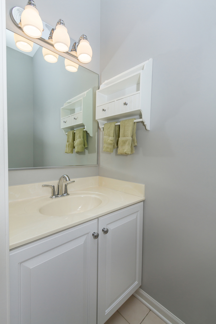 2317 Barrett Drive Algonquin, IL 60102 - Photo 21 of 48