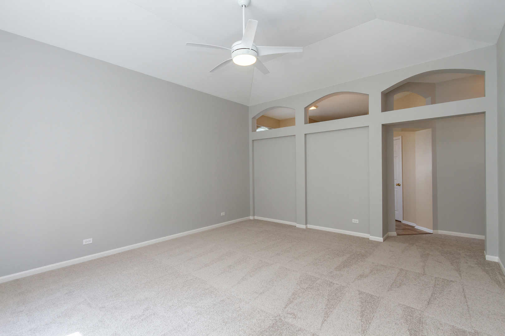 2317 Barrett Drive Algonquin, IL 60102 - Photo 24 of 48